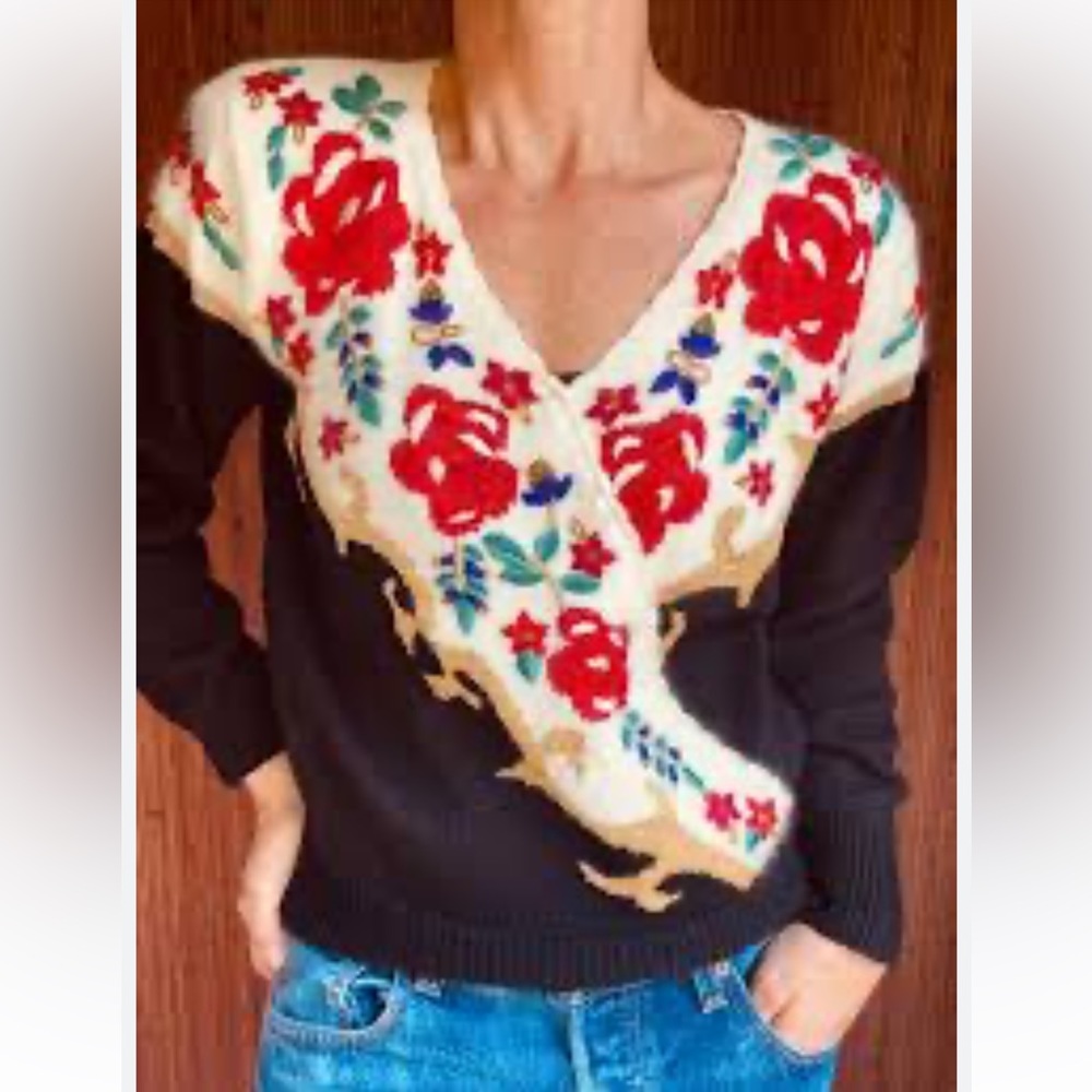 Jaclyn Smith Vintage 80’s Floral V-Neck‎ Sweater. Size M (21)
